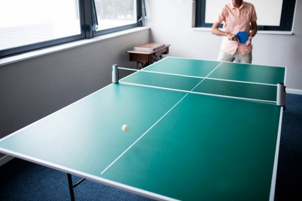 Een actieve vakantie nabij Durbuy? ping pong table